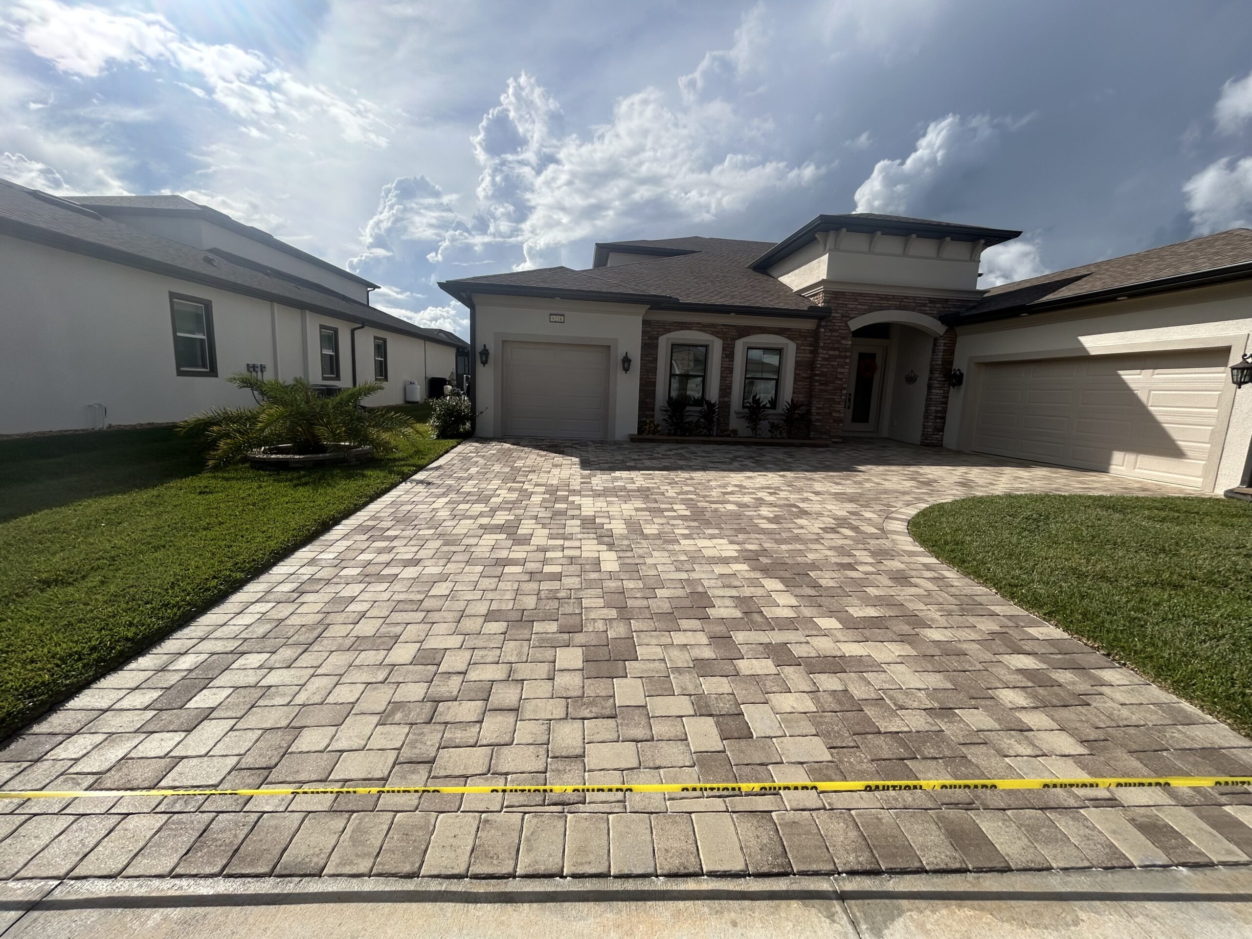 Paver sealing driveway image for Wesley Chapel homeowners by True Seal Paver Sealing